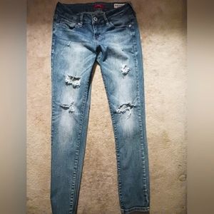 GUESS jeans